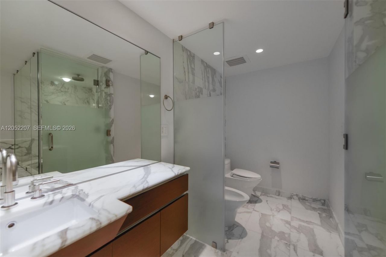 2627 S Bayshore Dr , Unit 604, Miami, FL 33133 Photo