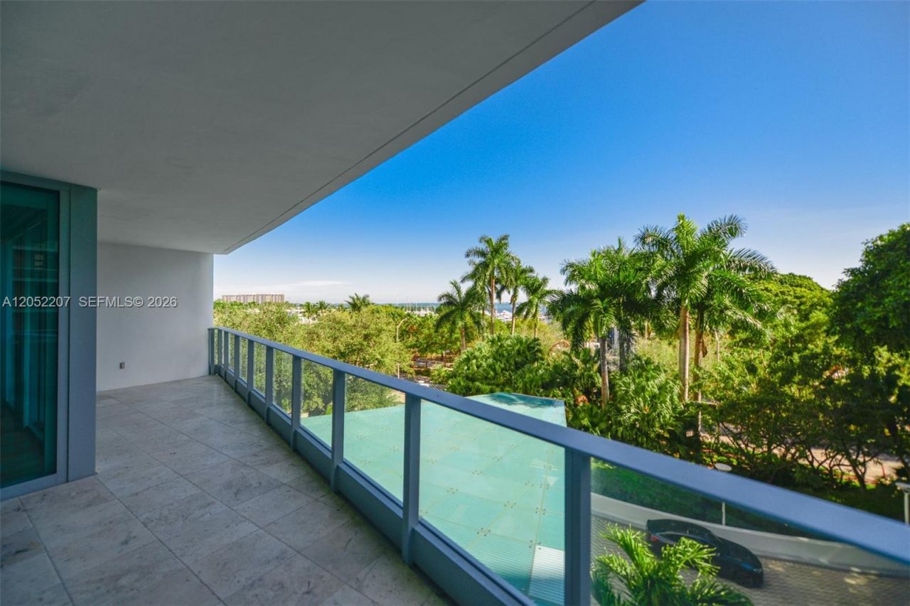 2627 S Bayshore Dr , Unit 604, Miami, FL 33133 Photo