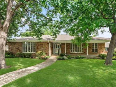9329 Seagrove Drive, Dallas, TX 75243