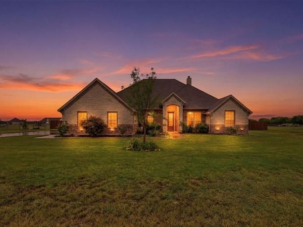 265 County Road 1105, Rio Vista, TX 76093