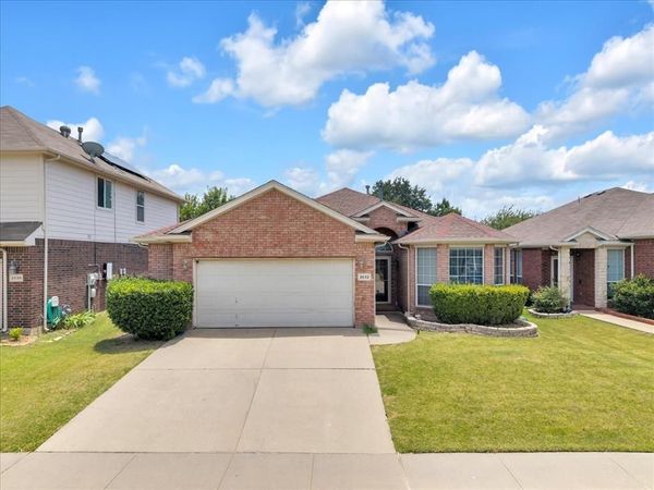 2632 Silver Hill Drive, Fort Worth, TX 76131
