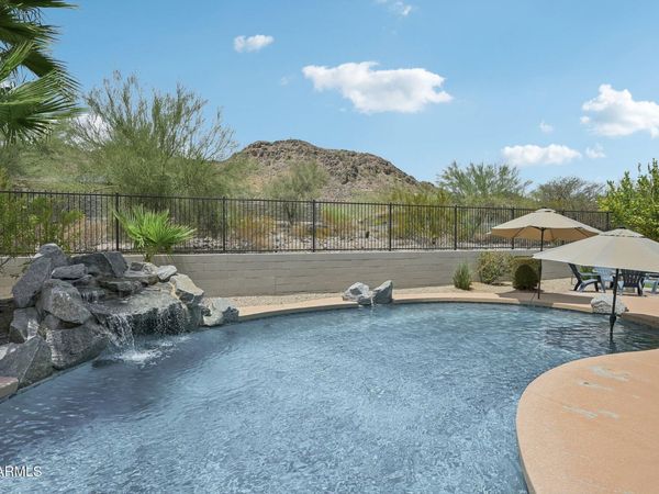 8356 W BUCKHORN Trail, Peoria, AZ 85383