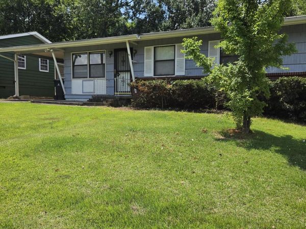 2246 W Gilbert Lane, Knoxville, TN 37920