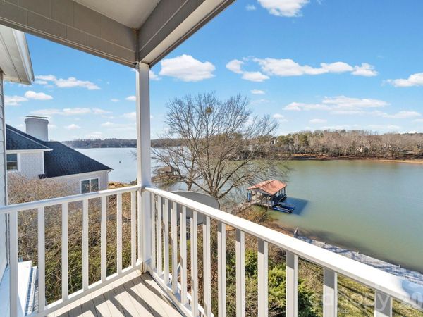 529 Catspaw Road , Statesville, NC 28677