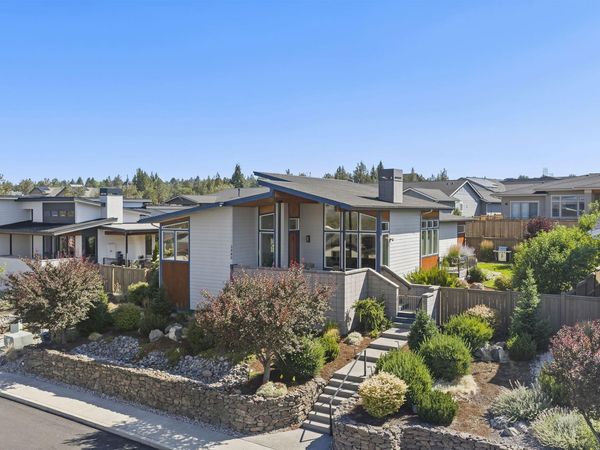 3480 SW 45th Street, Redmond, OR 97756