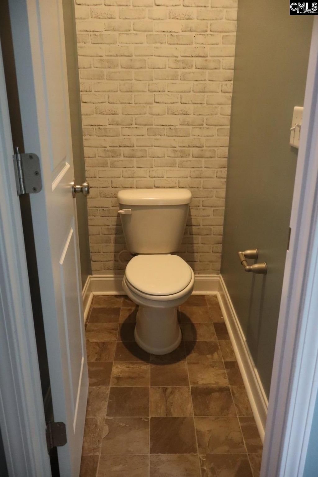 114 Tall Pines Drive Photo 10