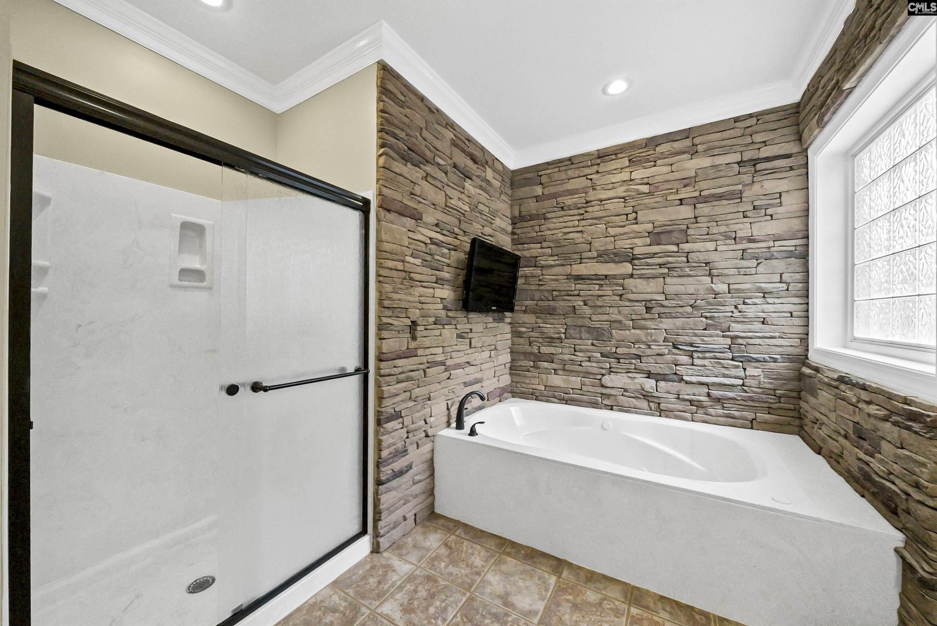 312 Serenity Court Photo 30