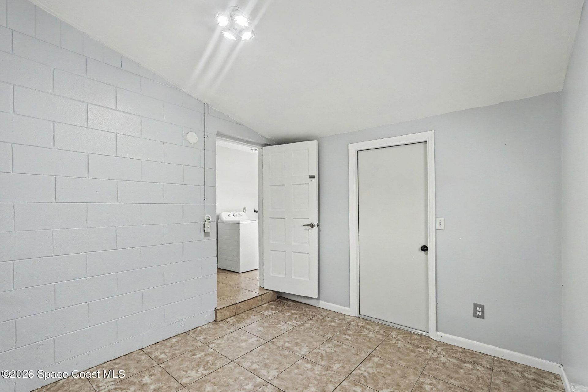 808 Cedar Drive , Melbourne, FL 32901 Photo