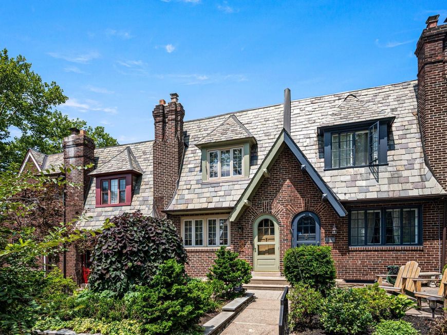 3465 W Queen Lane, Philadelphia, PA 19129 Main Photo