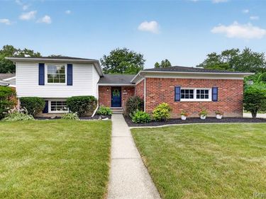 2880 Renfrew Street, Ann Arbor, MI 48105