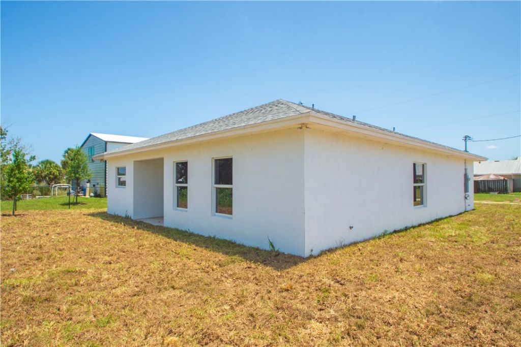 920 7th Street, Vero Beach, FL 32962 Photo