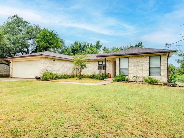 104 Clear Springs RD, Georgetown, TX 78628