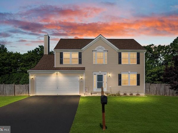 428 CALVERT CIRCLE, BUNKER HILL, WV 25413