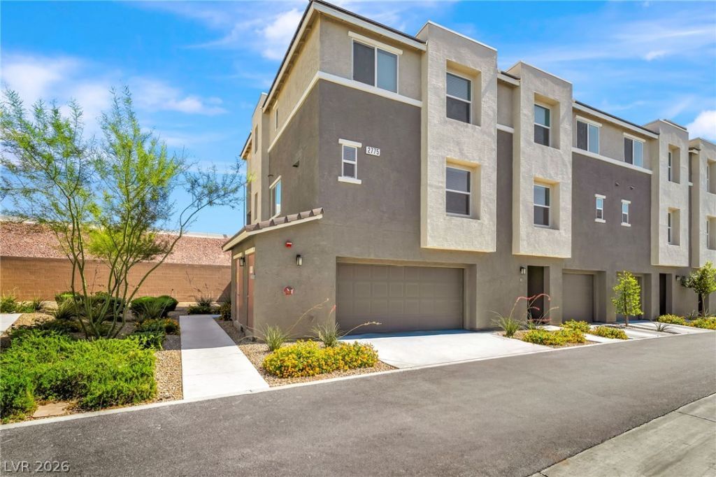 2775 Atomic Tangerine Way , Las Vegas, NV 89183
