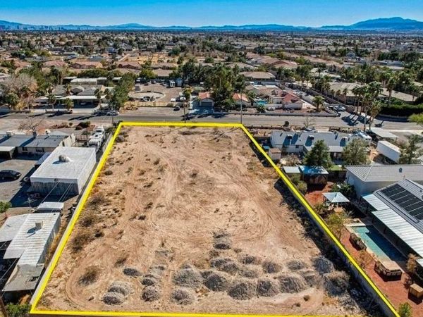 6520 W El Campo Grande Ave , Las Vegas, NV 89130