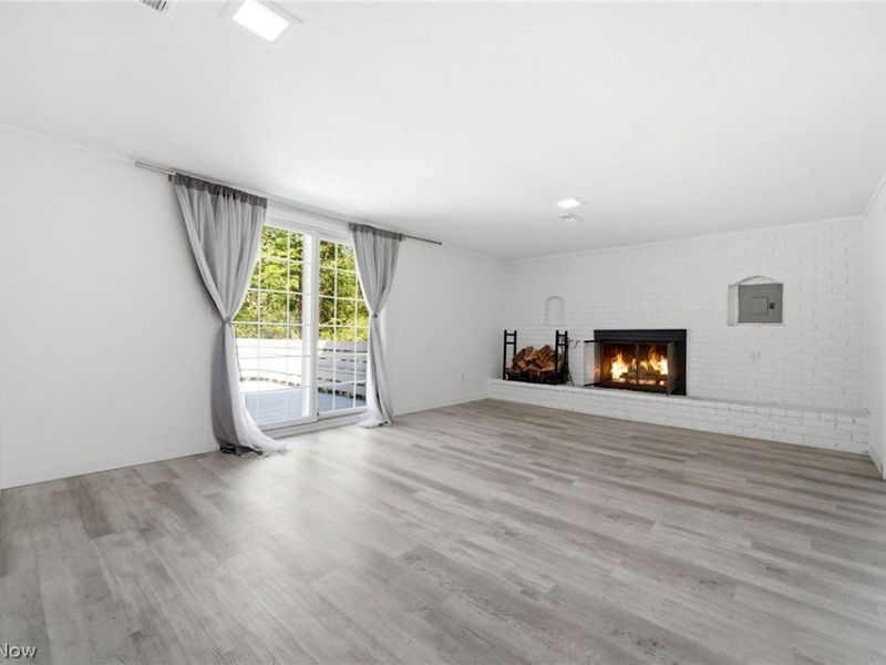 5864 North Oval, Solon, OH 44139 Photo 4