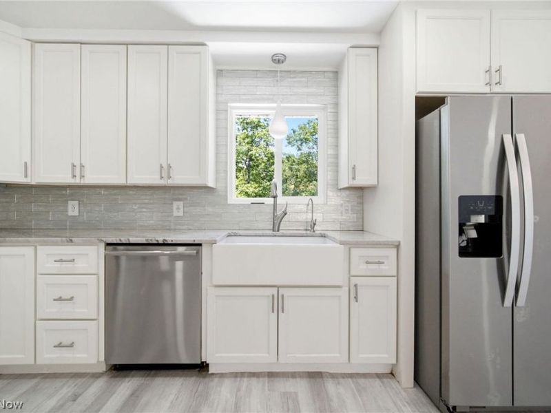 5864 North Oval, Solon, OH 44139 Photo 7