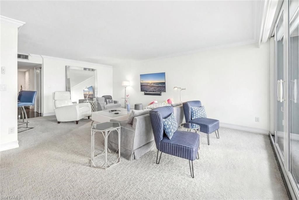 2381 Gulf Shore Blvd N, Unit 503, Naples, FL 34103 Photo