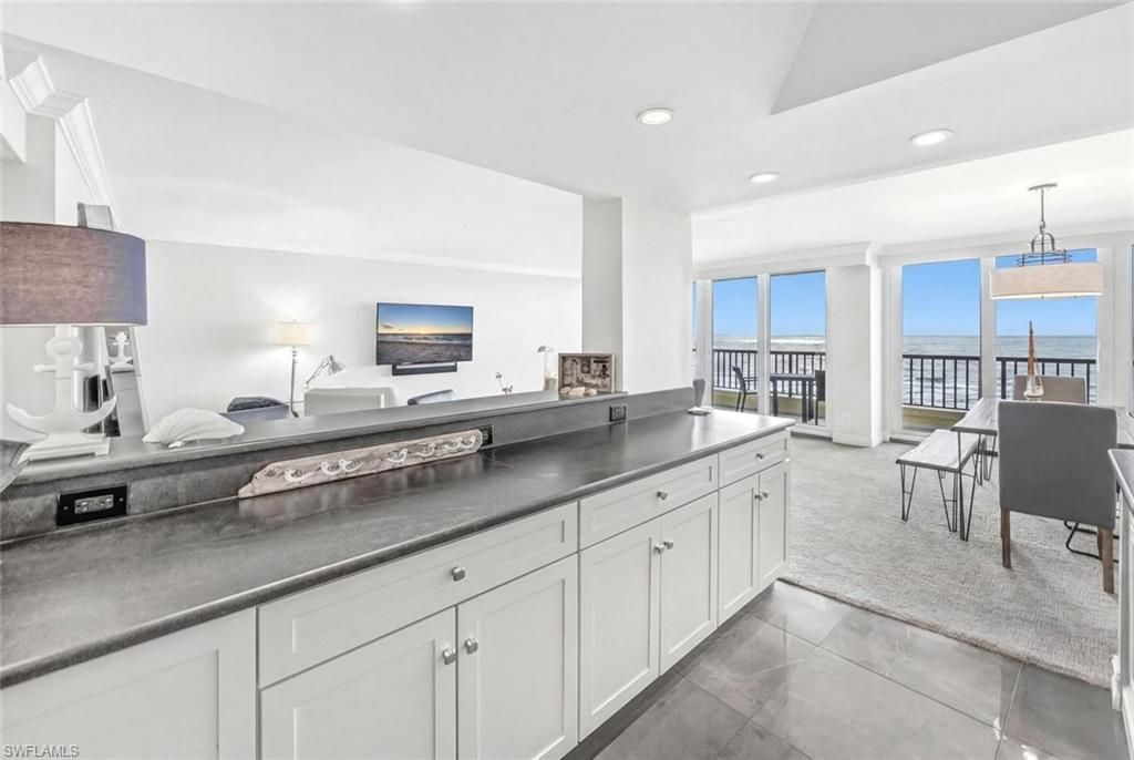 2381 Gulf Shore Blvd N, Unit 503, Naples, FL 34103 Photo