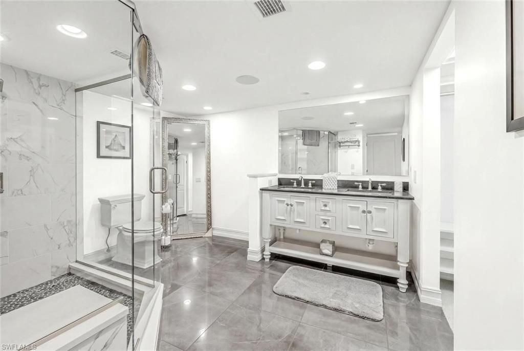2381 Gulf Shore Blvd N, Unit 503, Naples, FL 34103 Photo