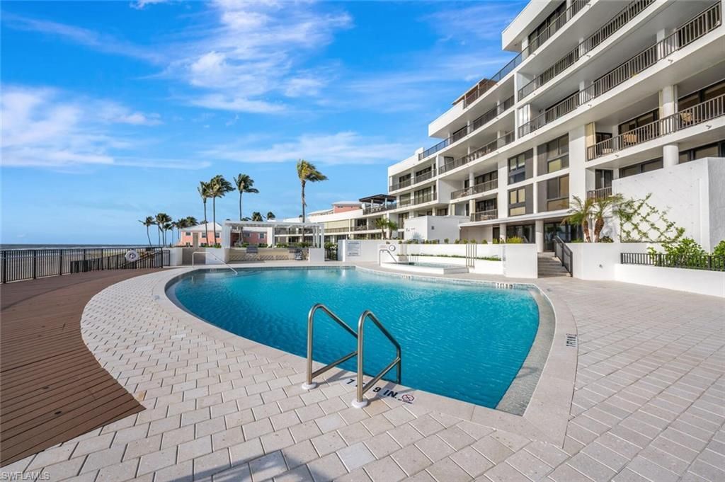 2381 Gulf Shore Blvd N, Unit 503, Naples, FL 34103 Photo
