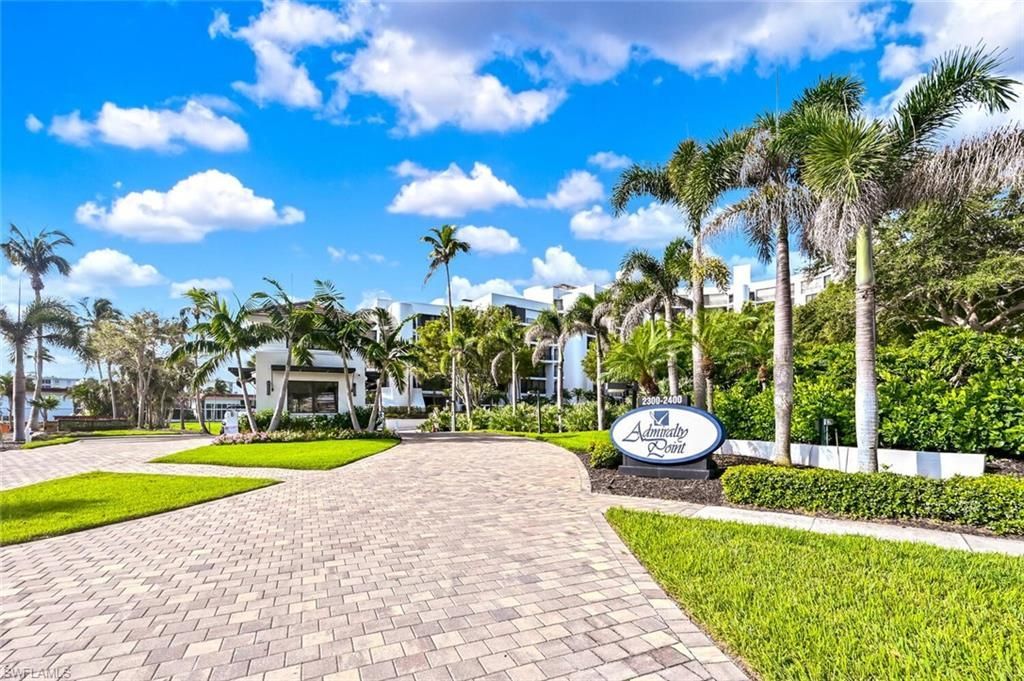 2381 Gulf Shore Blvd N, Unit 503, Naples, FL 34103 Photo