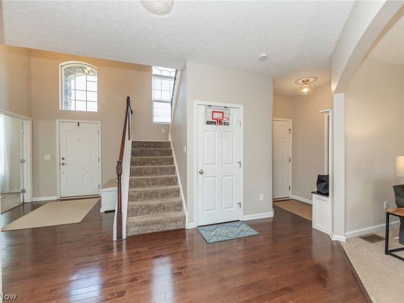 2436 Roxboro Street , Avon, OH 44011 Photo 10
