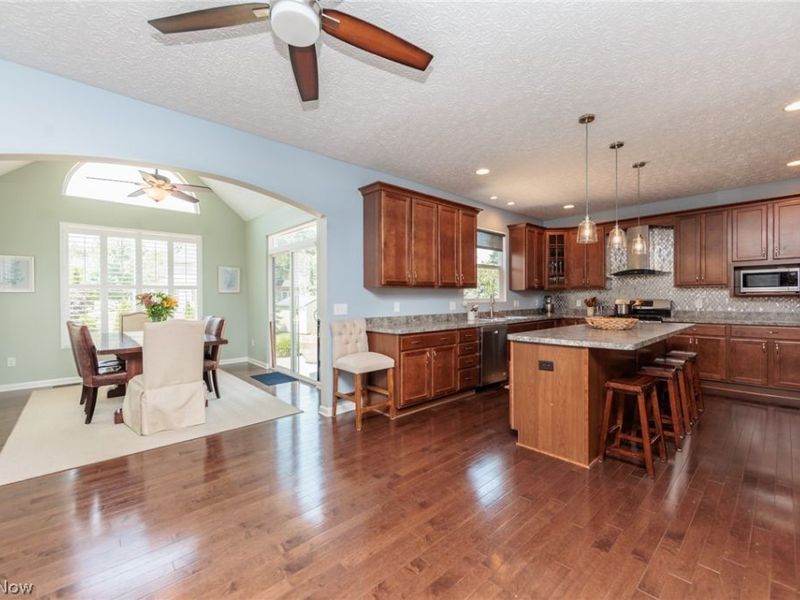 2436 Roxboro Street , Avon, OH 44011 Photo 14