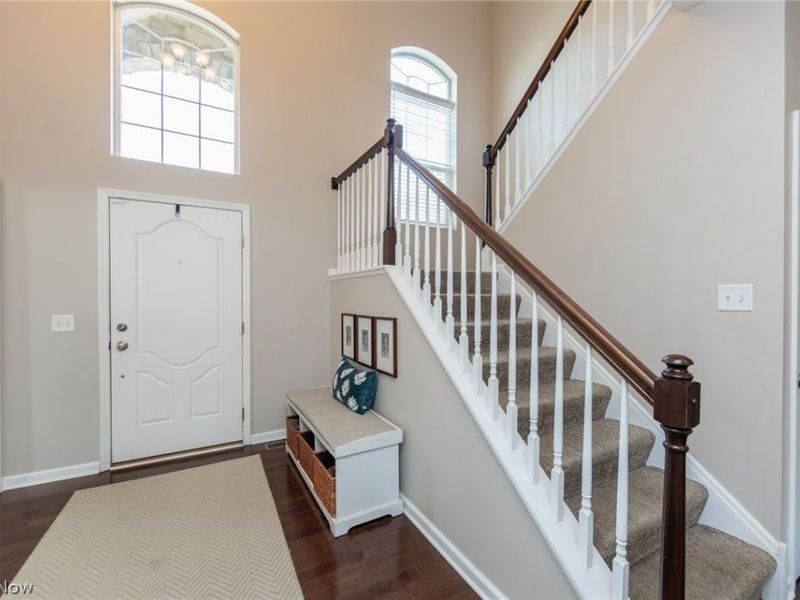 2436 Roxboro Street , Avon, OH 44011 Photo 3