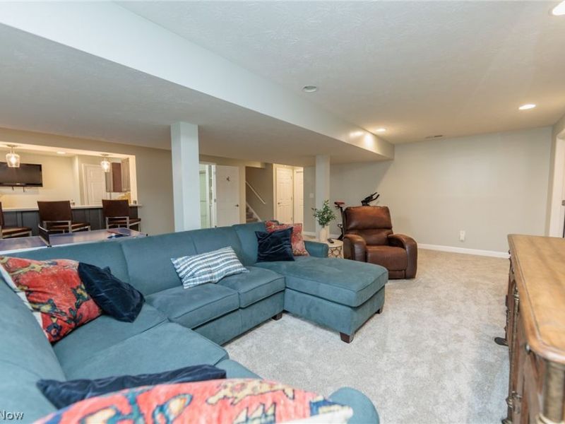 2436 Roxboro Street , Avon, OH 44011 Photo 32