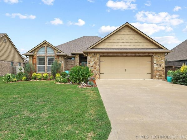 3424 Heritage Drive, Durant, OK 74701