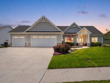 11707 Baikal Pass, Fort Wayne, IN 46818