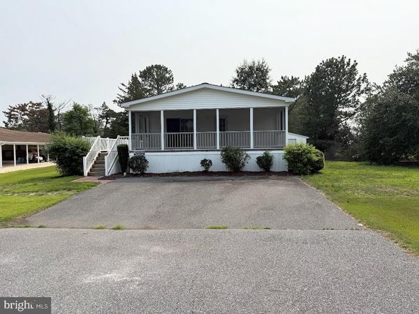 36383 RABBIT RUN , Unit 130, LONG NECK, DE 19966