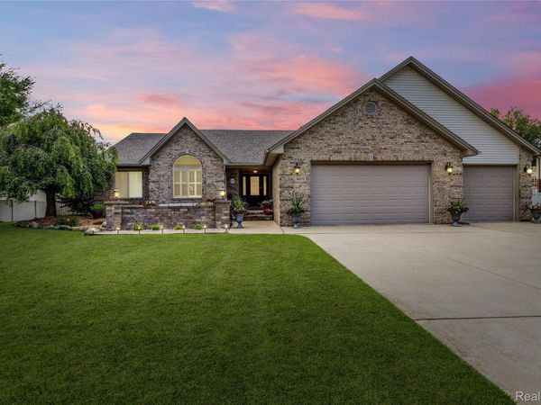 38575 Barth Street, Romulus, Mi 48174