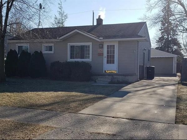 31743 Avondale Street, Westland, MI 48186