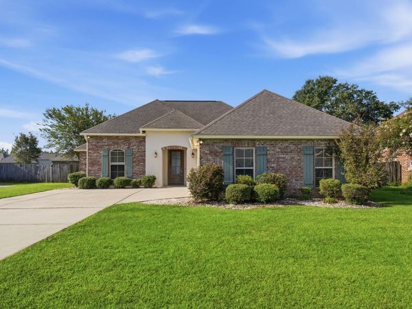 149 Sunline Dr., Petal, MS 39465
