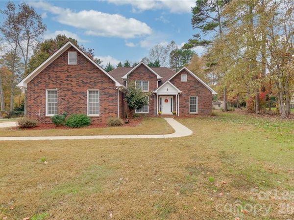 136 Trollingwood Lane , Mooresville, NC 28117