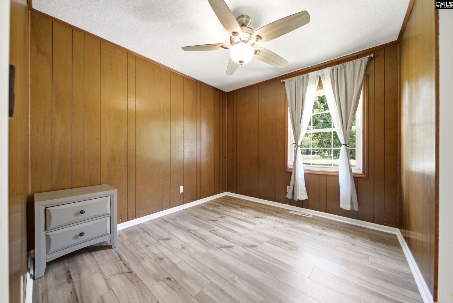 302 Mitchell Street Photo 12
