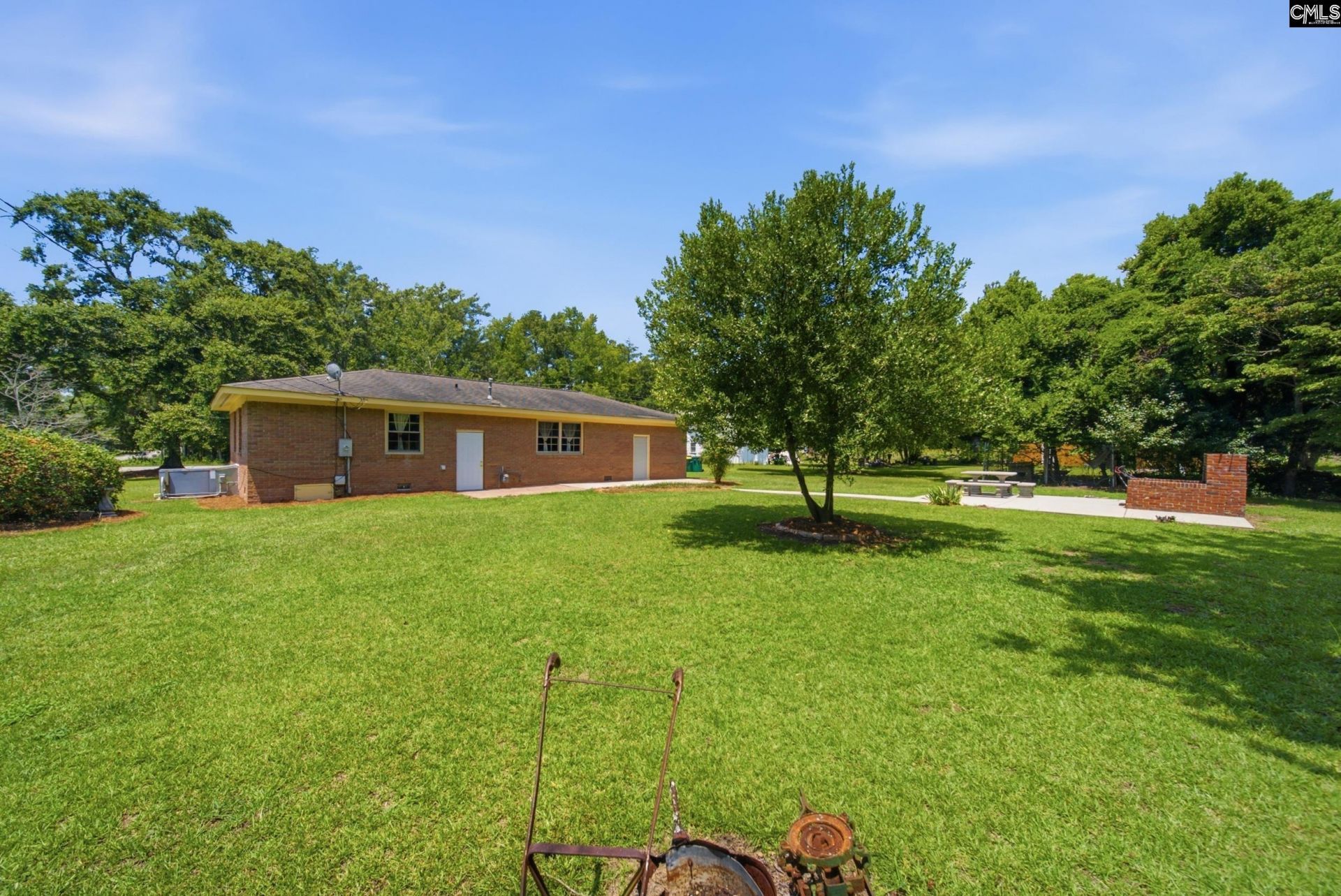 302 Mitchell Street Photo 24