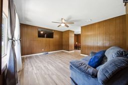 302 Mitchell Street photo 4