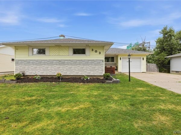 303 Woodgate Road , Tonawanda, NY 14150
