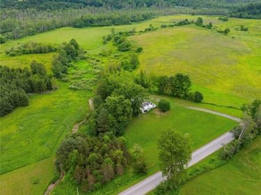 9201 Fraser Road , Holland Patent, NY 13354