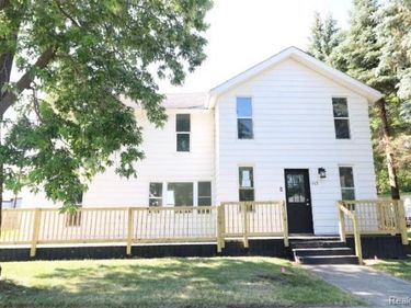117 E Main Street, Forest Twp, MI 48463
