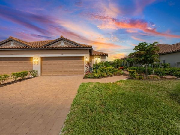 3105 FORMIA COURT , BRADENTON, FL 34211
