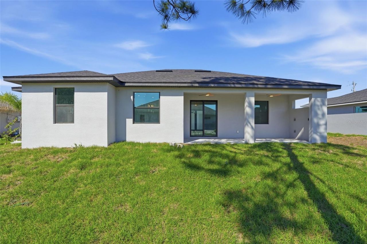 431 Palmyra Avenue , Lehigh Acres, FL 33974 Photo