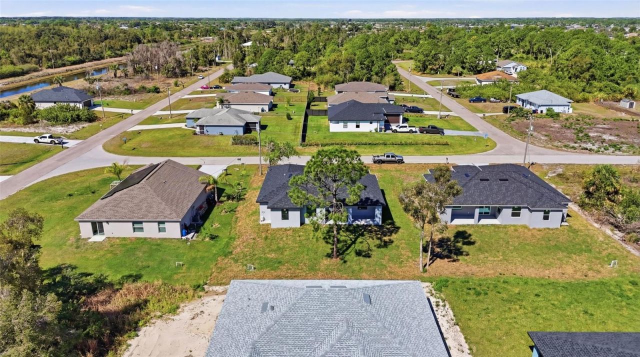 431 Palmyra Avenue , Lehigh Acres, FL 33974 Photo