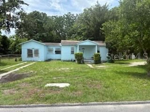 2901 E YUKON STREET , TAMPA, FL 33604