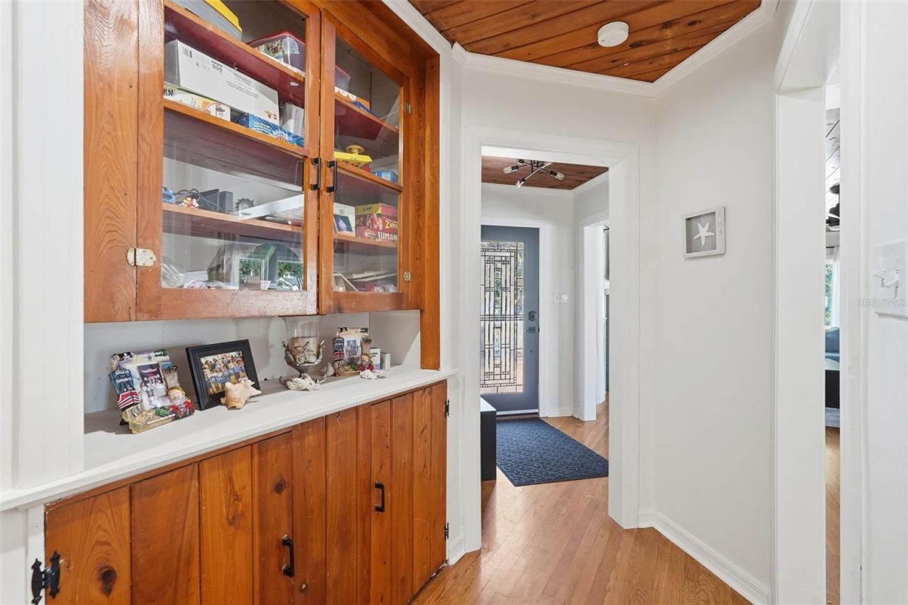517 Avery Avenue , Crystal Beach, FL 34681 Photo