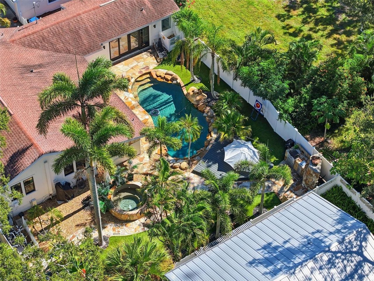 517 Avery Avenue , Crystal Beach, FL 34681 Photo