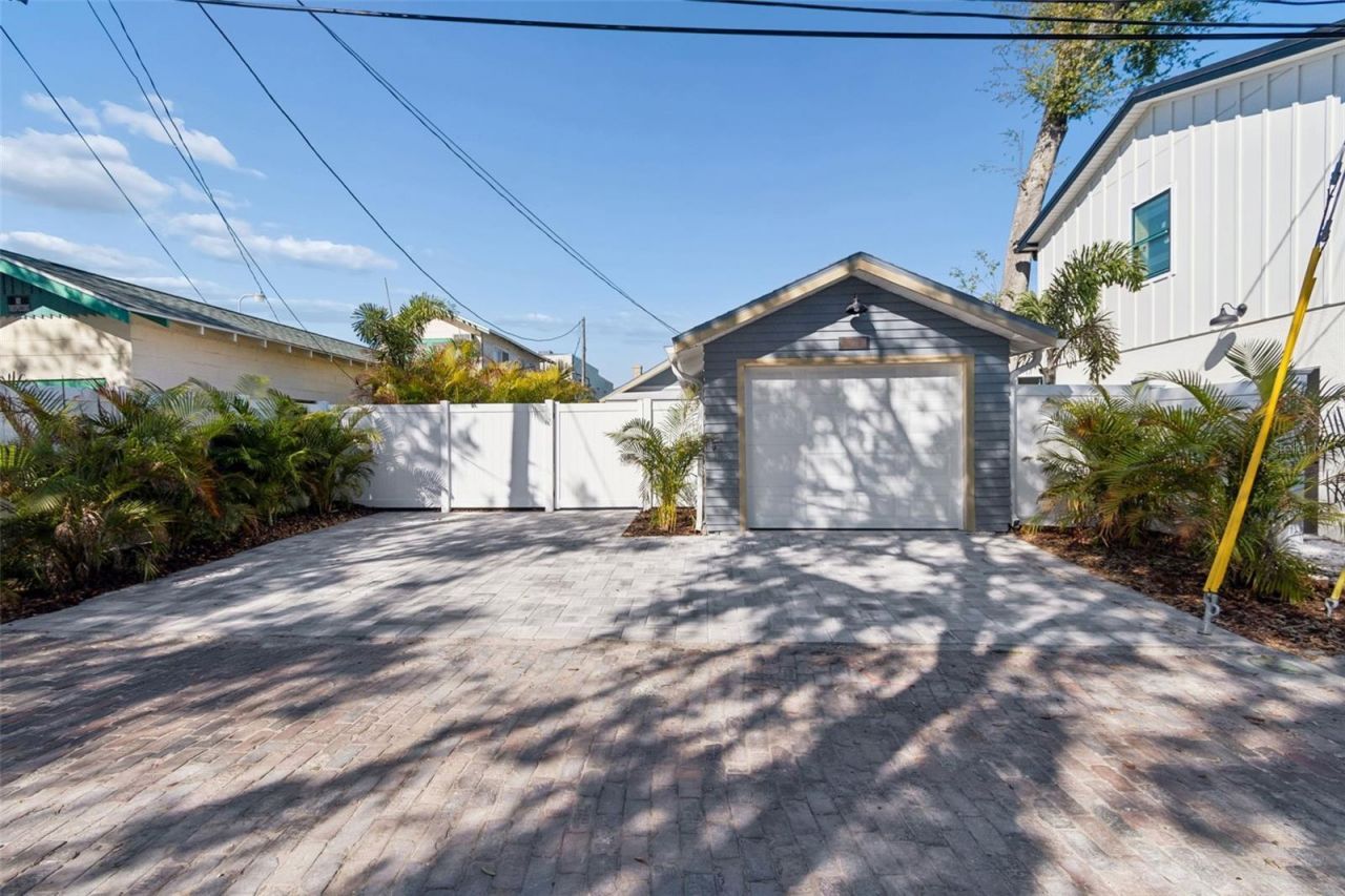 322 11th Avenue N, Saint Petersburg, FL 33701 Photo